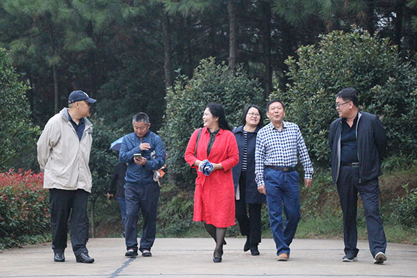湖南華億生態(tài)農(nóng)業(yè)發(fā)展有限責(zé)任公司,株洲農(nóng)家樂,湖南戶外拓展,株洲哪里好玩,自助燒烤,露營,會議團體接待