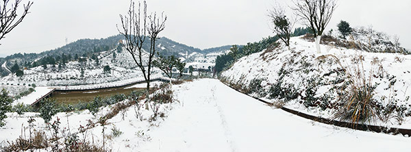 湖南華億生態(tài)農(nóng)業(yè)發(fā)展有限責任公司,株洲農(nóng)家樂,湖南戶外拓展,株洲哪里好玩,自助燒烤,露營,會議團體接待