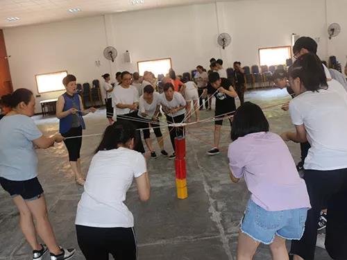湖南華億生態(tài)農業(yè)發(fā)展有限責任公司,株洲農家樂,湖南戶外拓展,株洲哪里好玩,自助燒烤,露營,會議團體接待