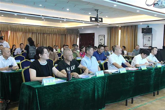 戶外拓展,自助燒烤,露營,會議團體接待，團建，