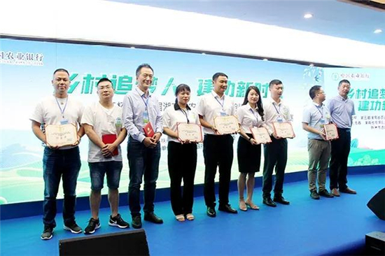 戶外拓展,自助燒烤,露營,會議團體接待，團建，