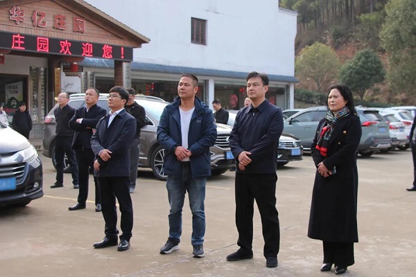 戶外拓展,自助燒烤,露營,會議團(tuán)體接待，團(tuán)建，